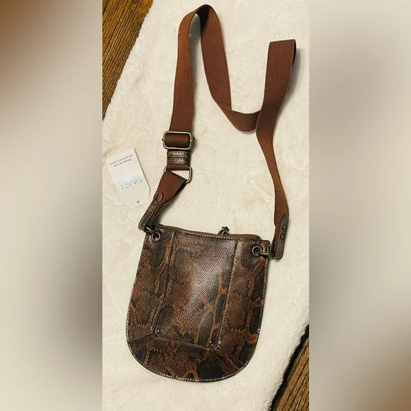 Time and Tru animal print women’s small Brown Crossbody Bag - Picture 5 of 14